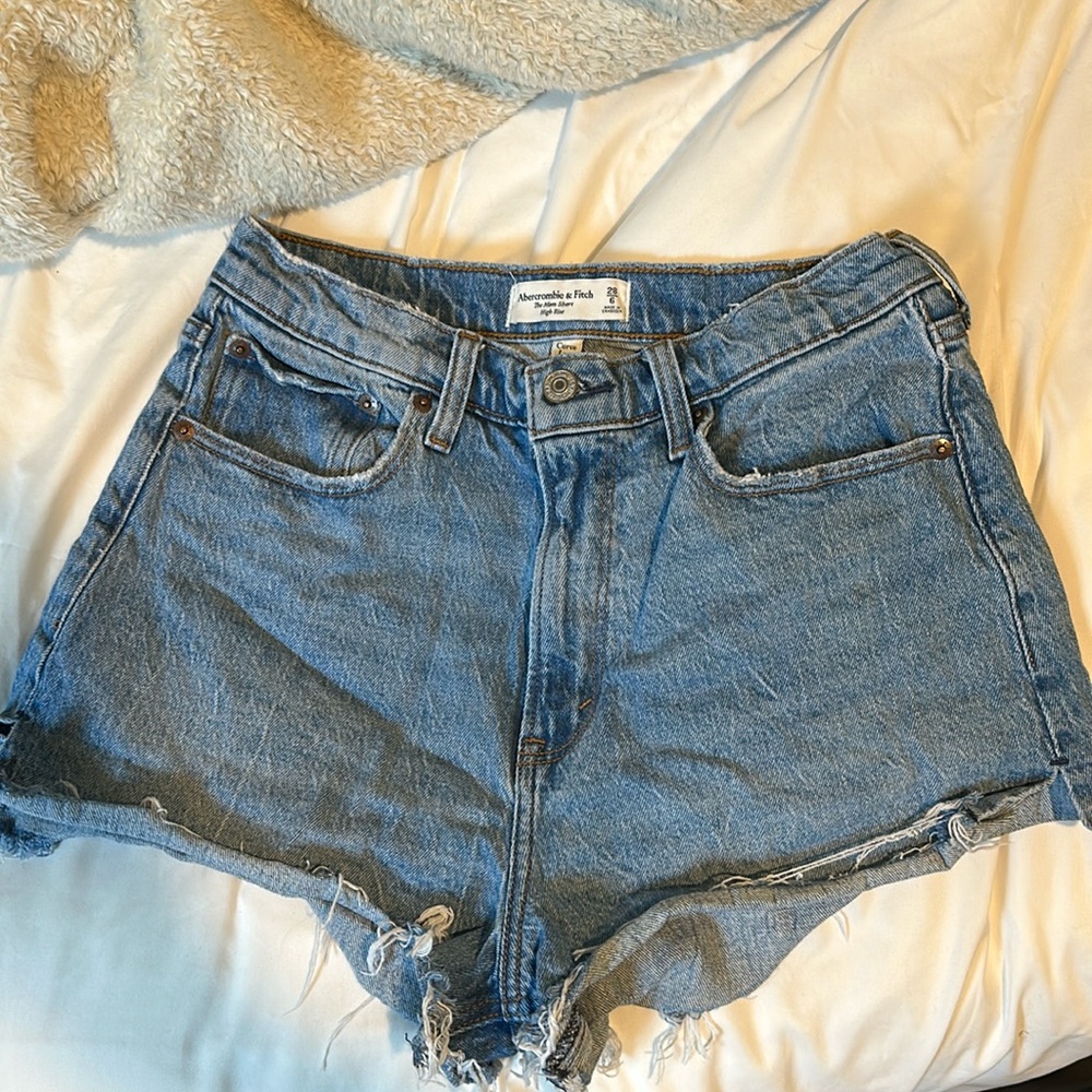 Abercrombie Curve Love Shorts